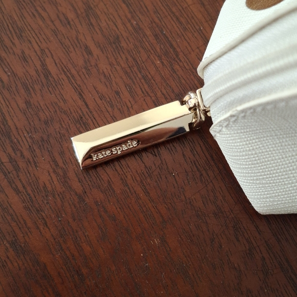 KATE SPADE PENCIL CASE - Picture 4 of 5